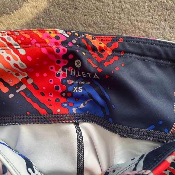 Athleta Sonar Leggings XS Like New! - Picture 3 of 3